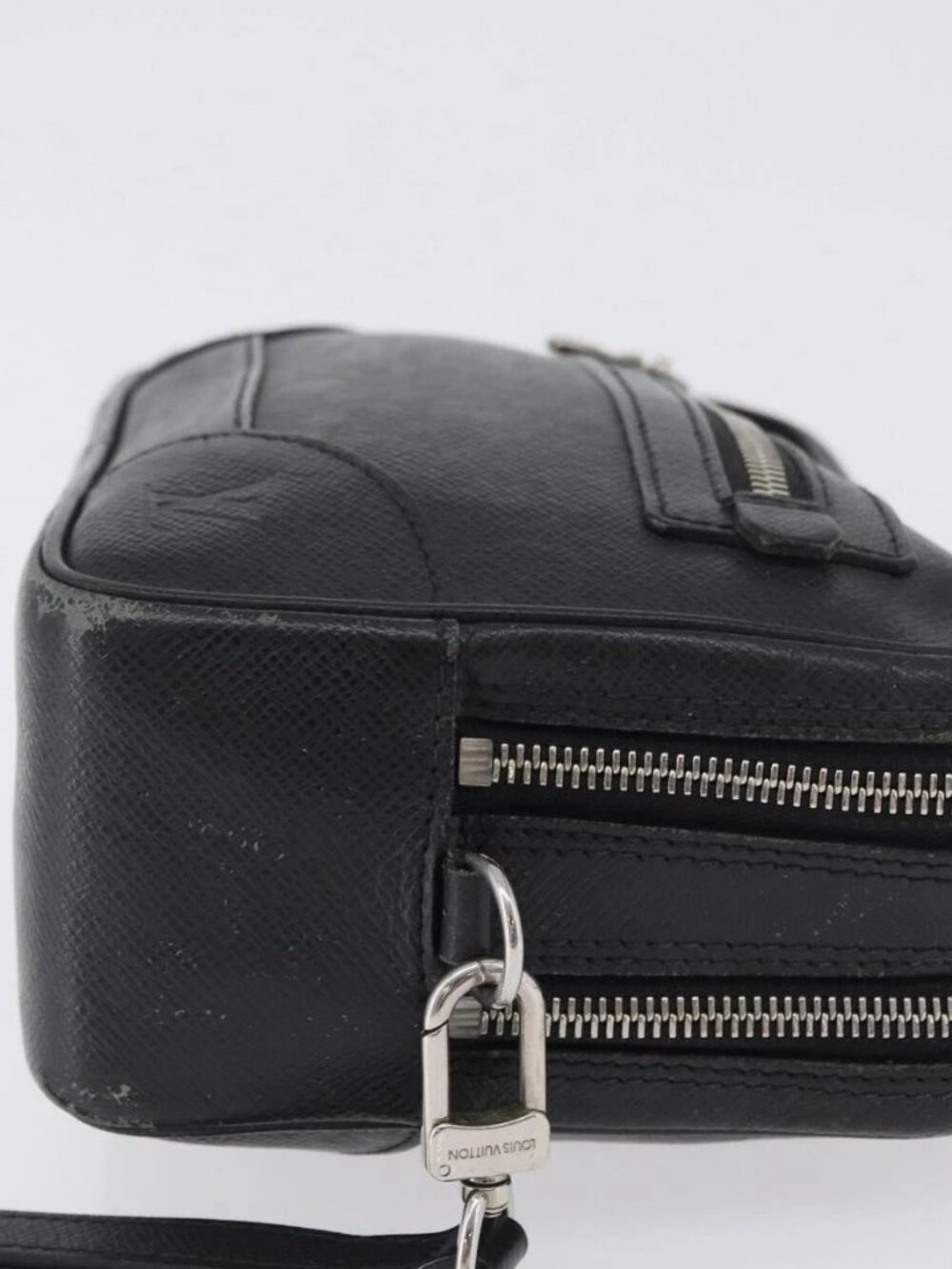 LOUIS VUITTON Taiga Pavel Clutch Bag Ardoise - Picture 5 of 16